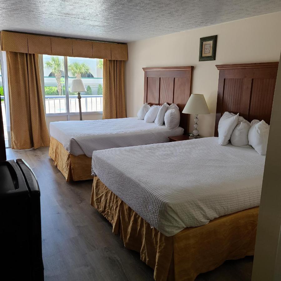 Oceanfront Twilight Surf Hotel Миртъл Бийч Стая снимка