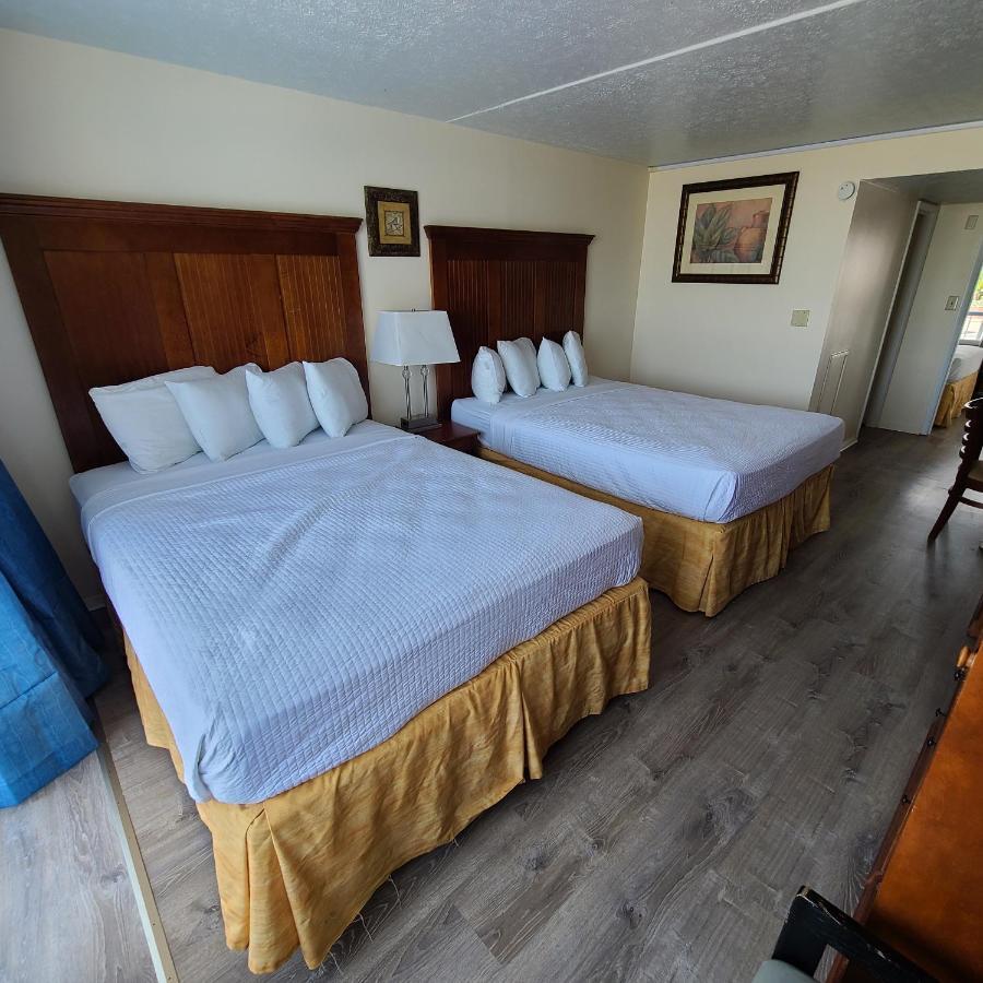 Oceanfront Twilight Surf Hotel Миртъл Бийч Екстериор снимка