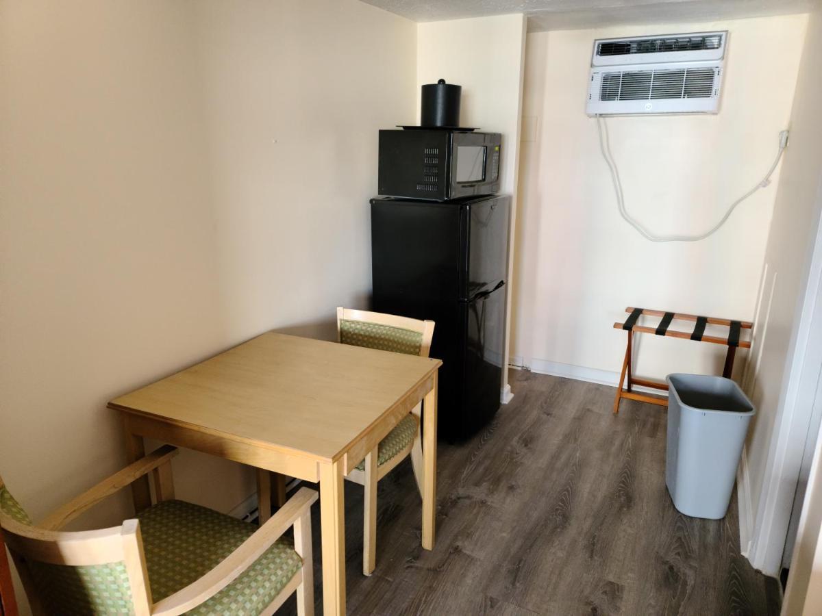 Oceanfront Twilight Surf Hotel Миртъл Бийч Екстериор снимка