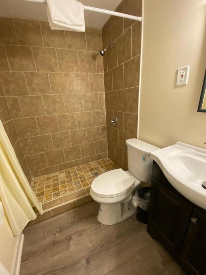 Oceanfront Twilight Surf Hotel Миртъл Бийч Екстериор снимка